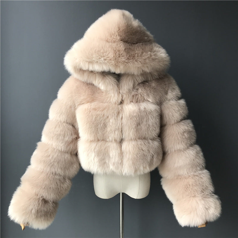 Manteau femme élégant à capuche et fourrure