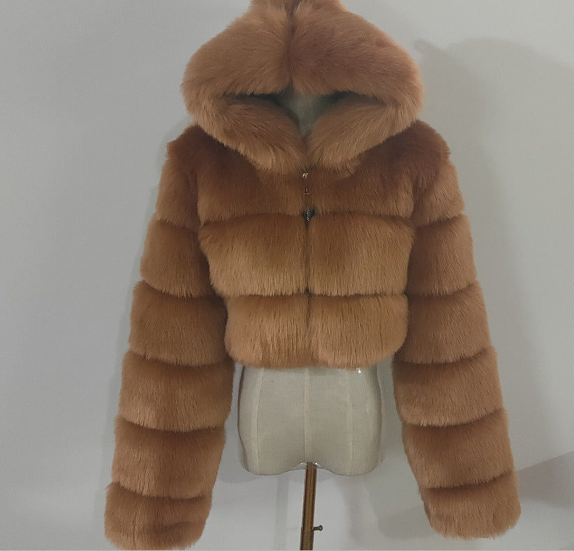 Manteau femme élégant à capuche et fourrure