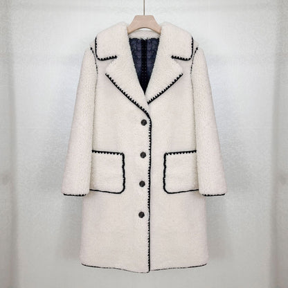 Manteau femme contrasté noir et blanc